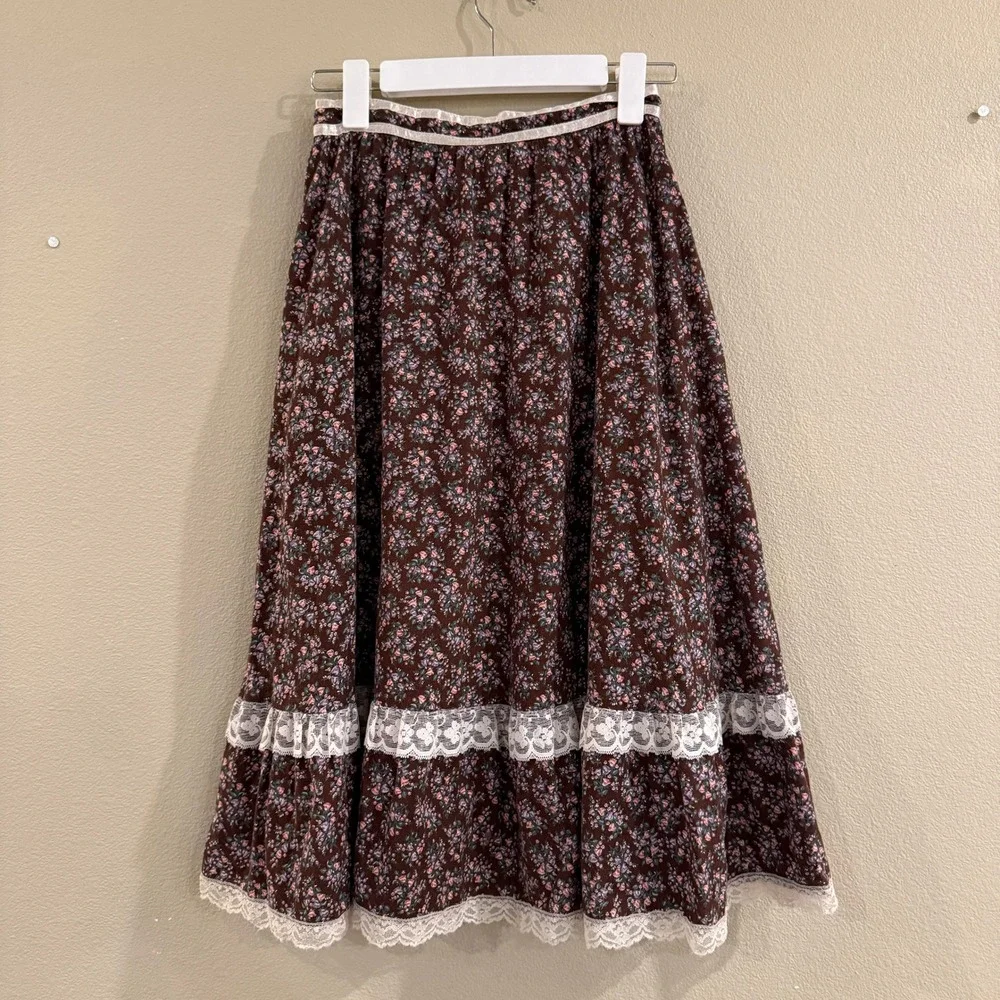 Vintage Jessica's Gunnies Skirt Set M Brown Ivory Floral Lace Prairie Cottage